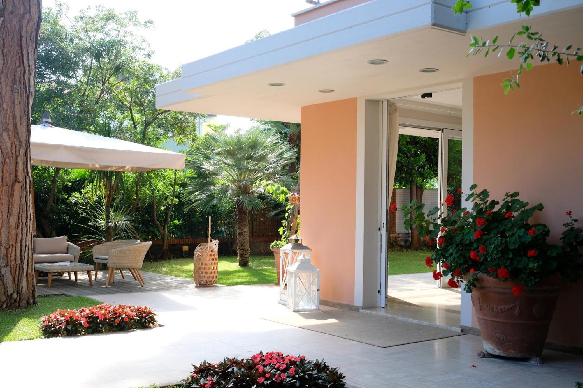 Hotel Piccolo Mondo Lido di Camaiore Dış mekan fotoğraf